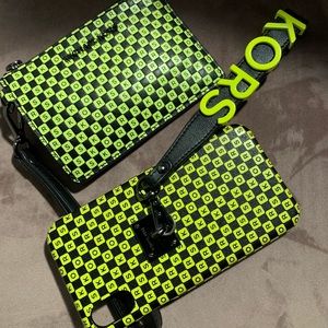 Checkered coin wallet and IPhone XR case